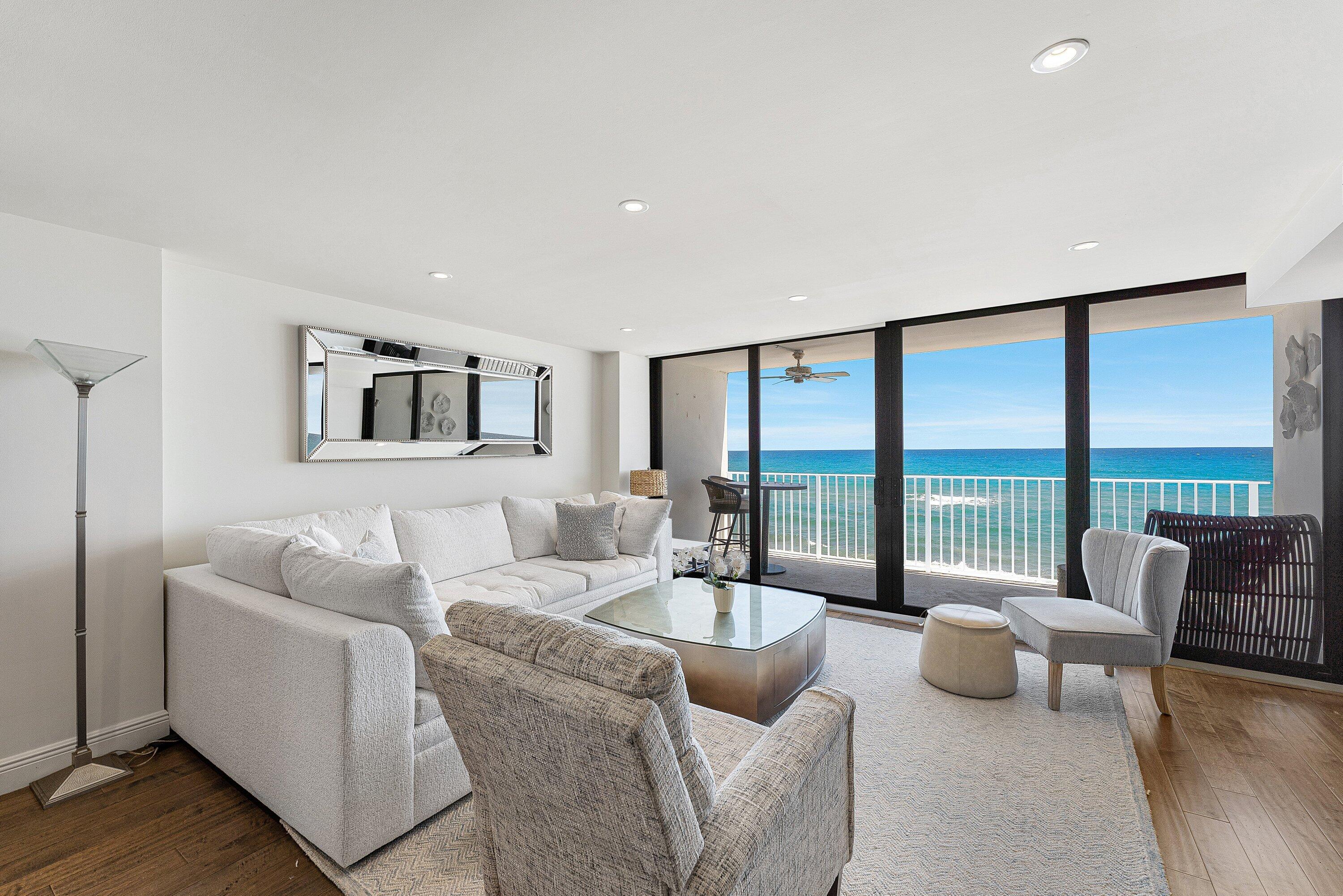 3590 S Ocean Boulevard 301, South Palm Beach, FL, 33480/$1,650,000 4 3590 S Ocean Boulevard 301