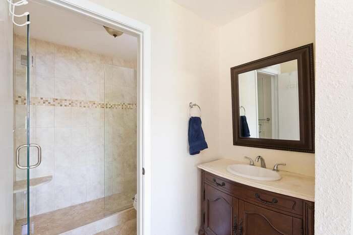 BOYNTON LAKES PL 1 - Residential Lease