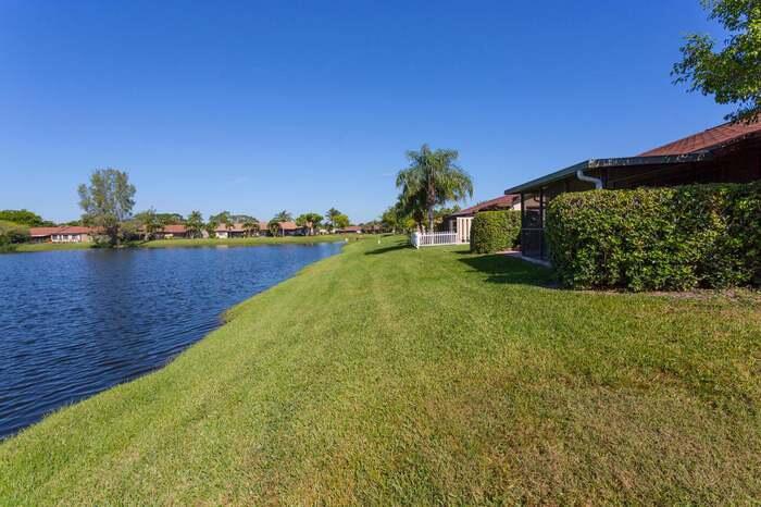 BOYNTON LAKES PL 1 - Residential Lease