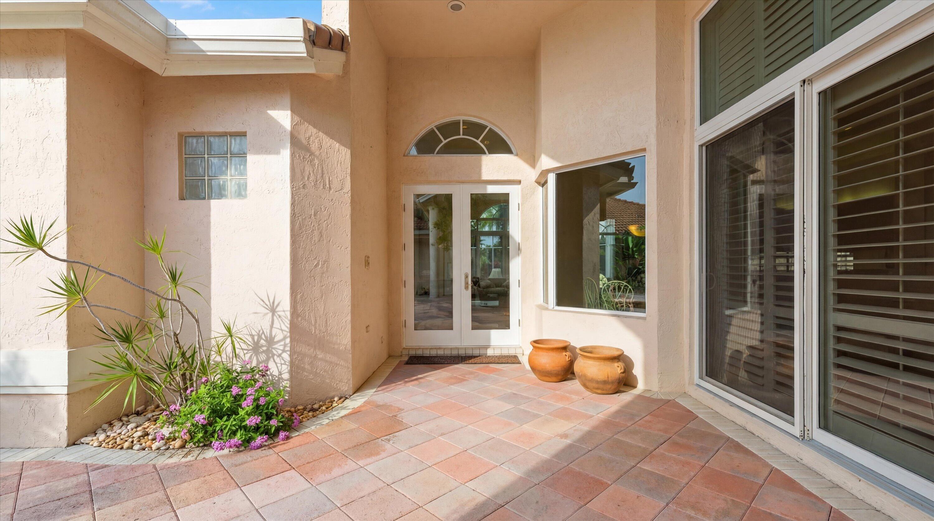 10802 Greenbriar Villa Drive