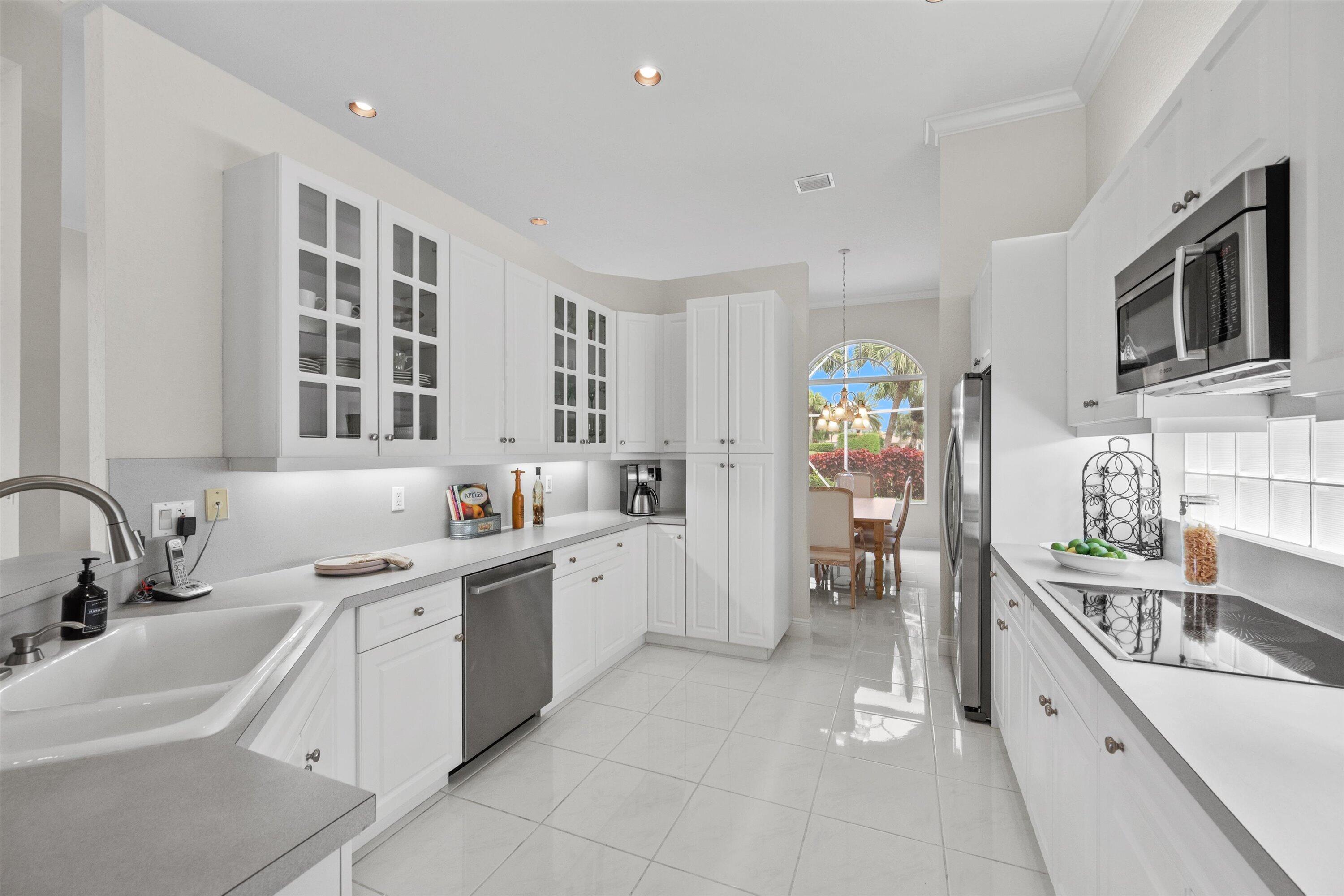 WYCLIFFE  / Greenbriar - Residential