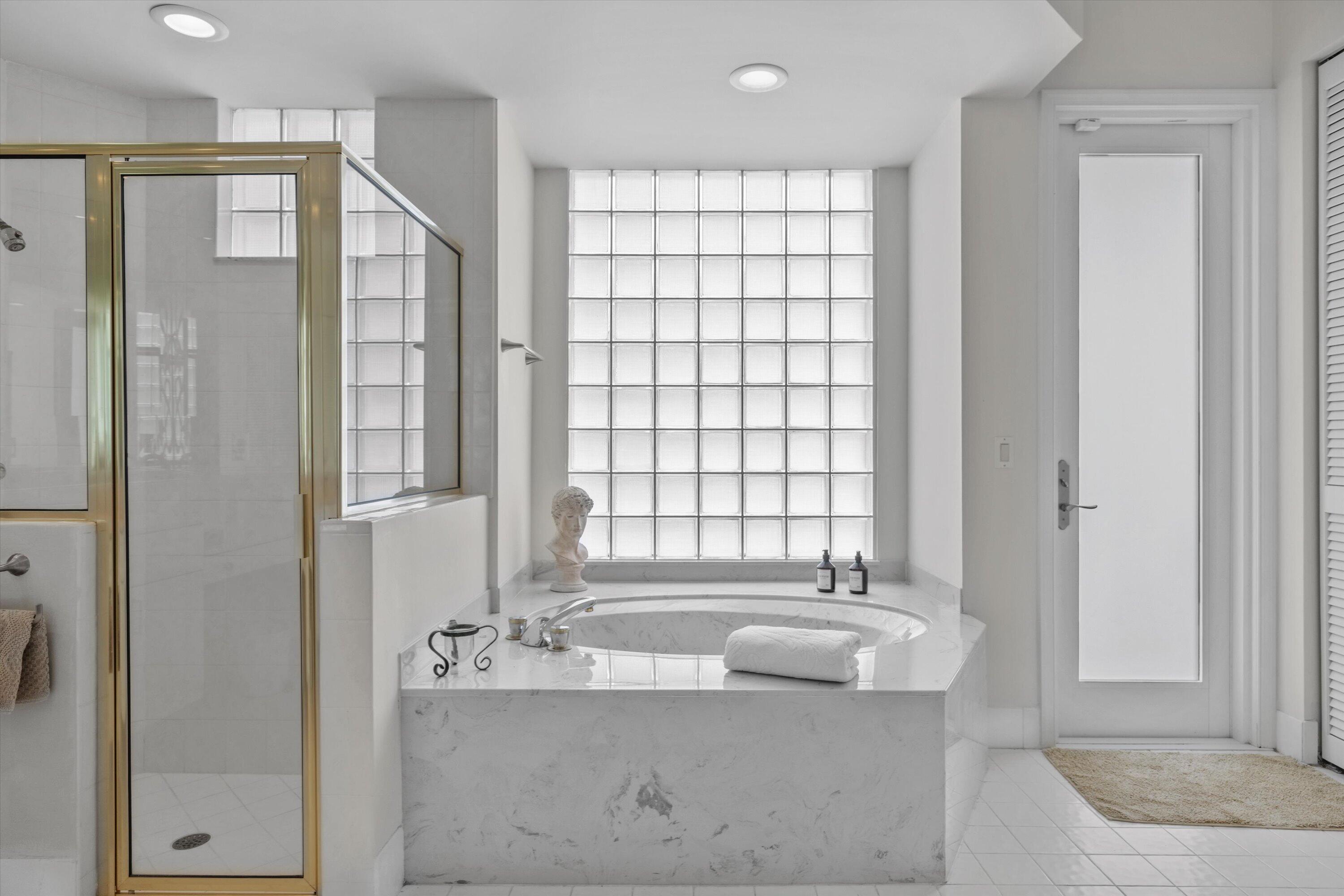 WYCLIFFE  / Greenbriar - Residential