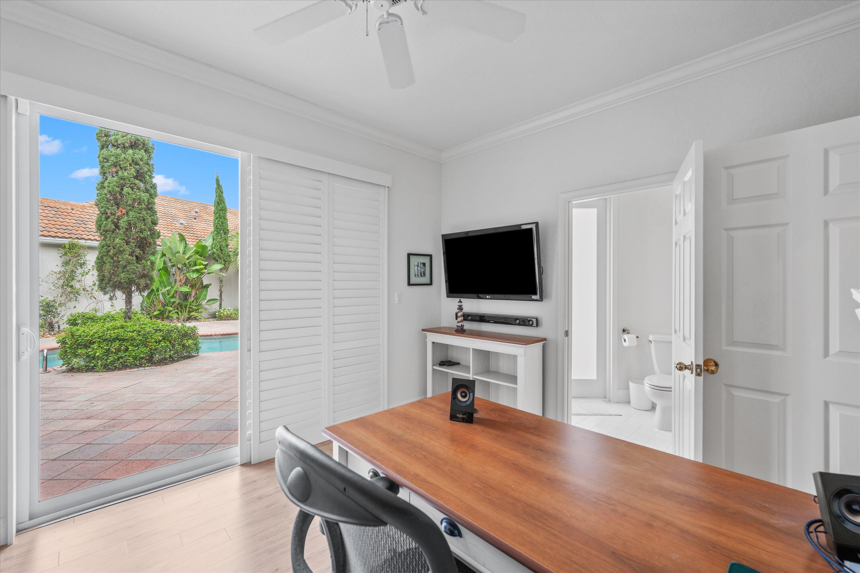 WYCLIFFE  / Greenbriar - Residential