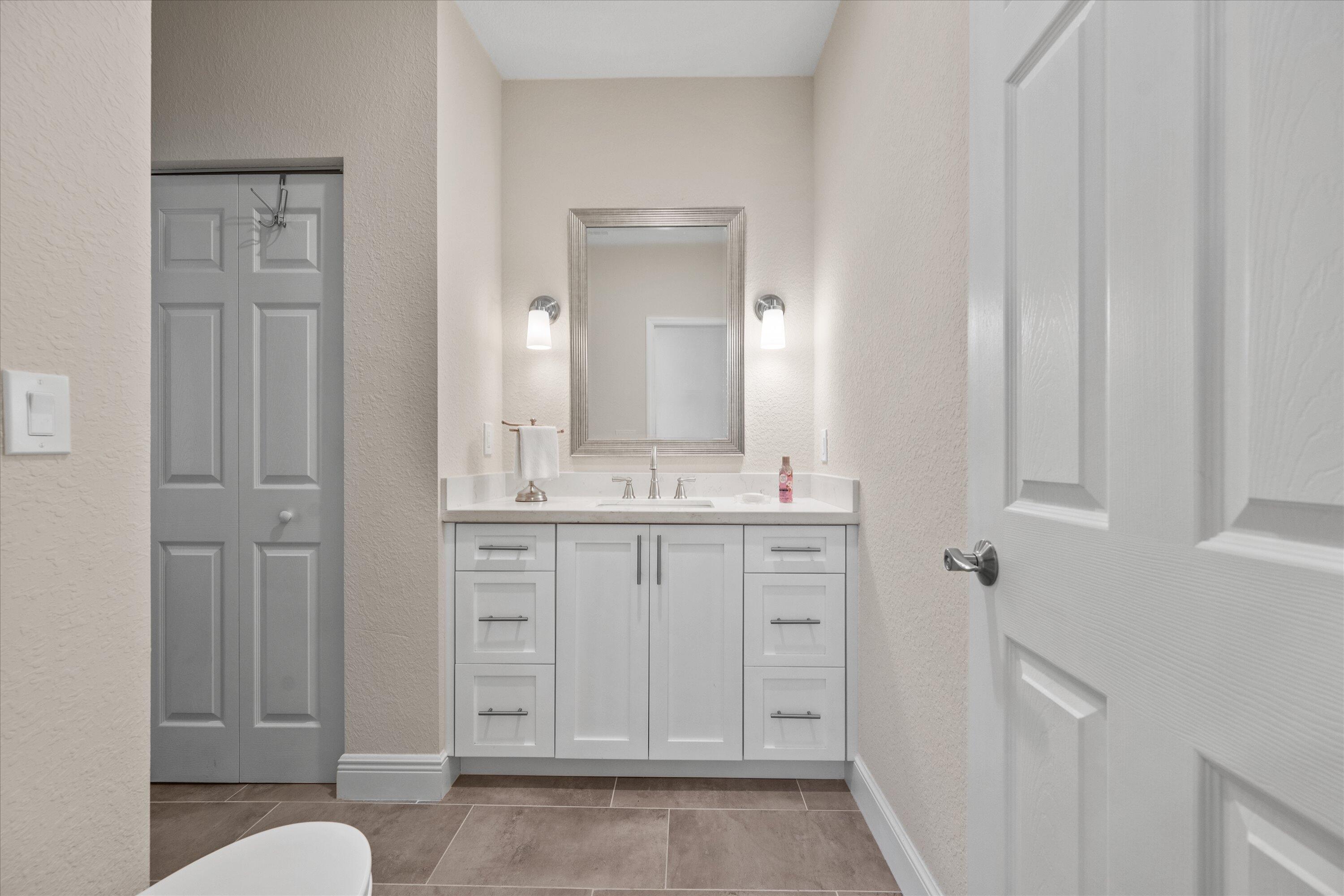 WYCLIFFE  / Greenbriar - Residential