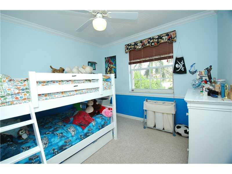 SUNSET LAKES PLAT ONE 164 - Residential