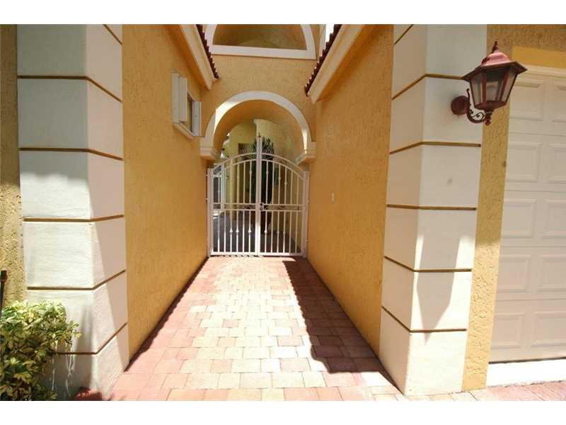 SUNSET LAKES PLAT ONE 164 - Residential