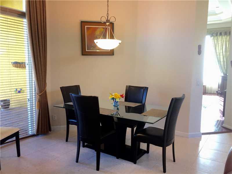 SUNSET LAKES PLAT ONE 164 - Residential