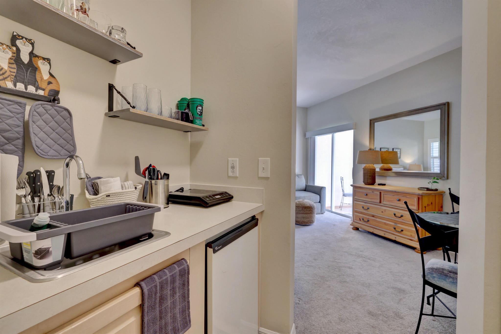 GOLF VILLAS II CONDOMINIU - Residential Lease