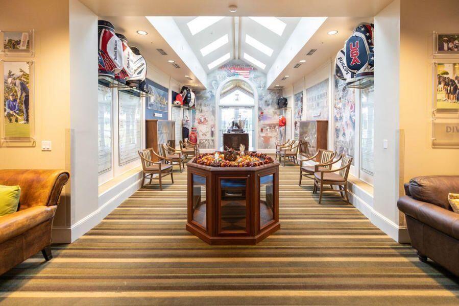 GOLF VILLAS II CONDOMINIU - Residential Lease