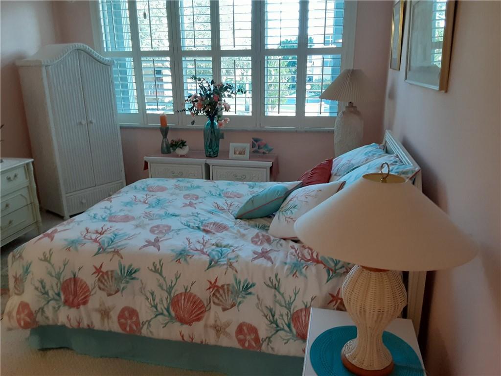 Island Club - Residential