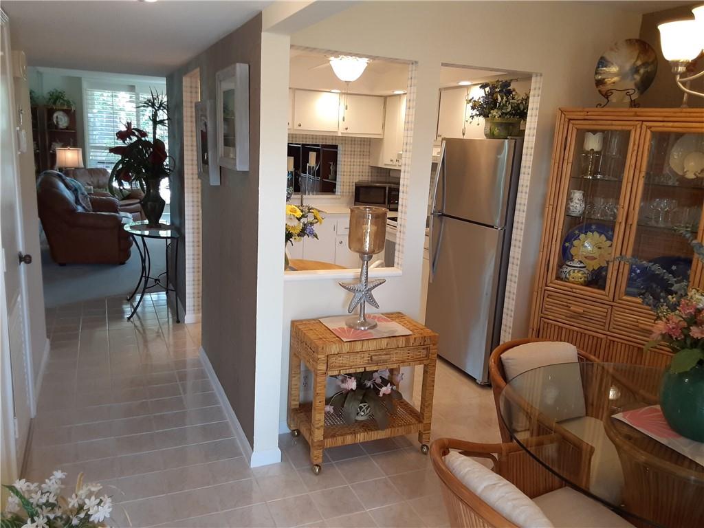 Island Club - Residential