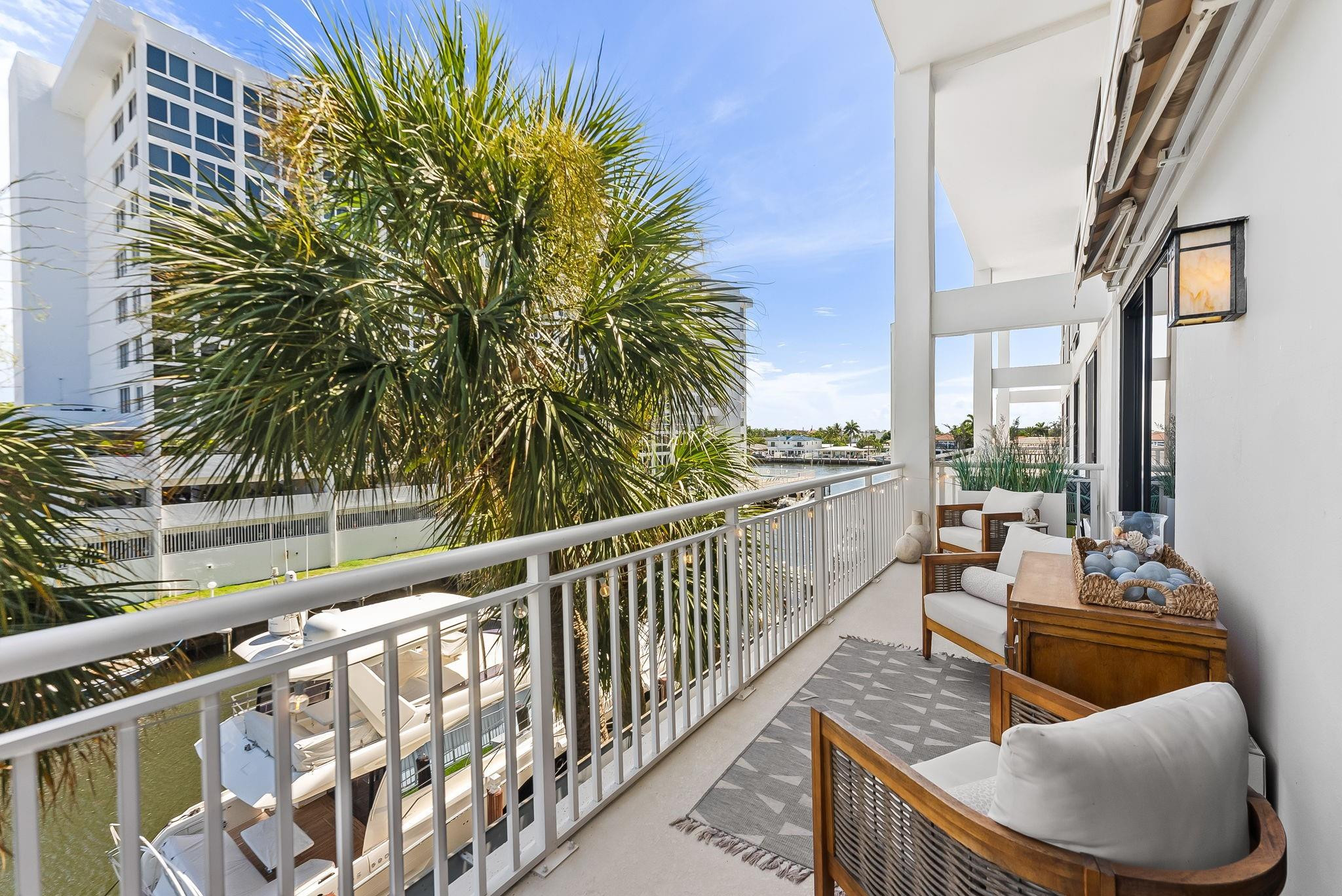 3100 NE 48th Street 304