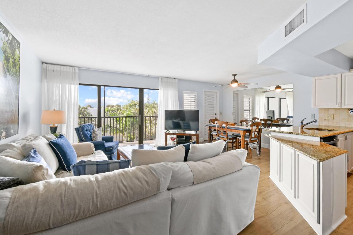 JUPITER OCEAN AND RACQUET CLUB - Residential Lease