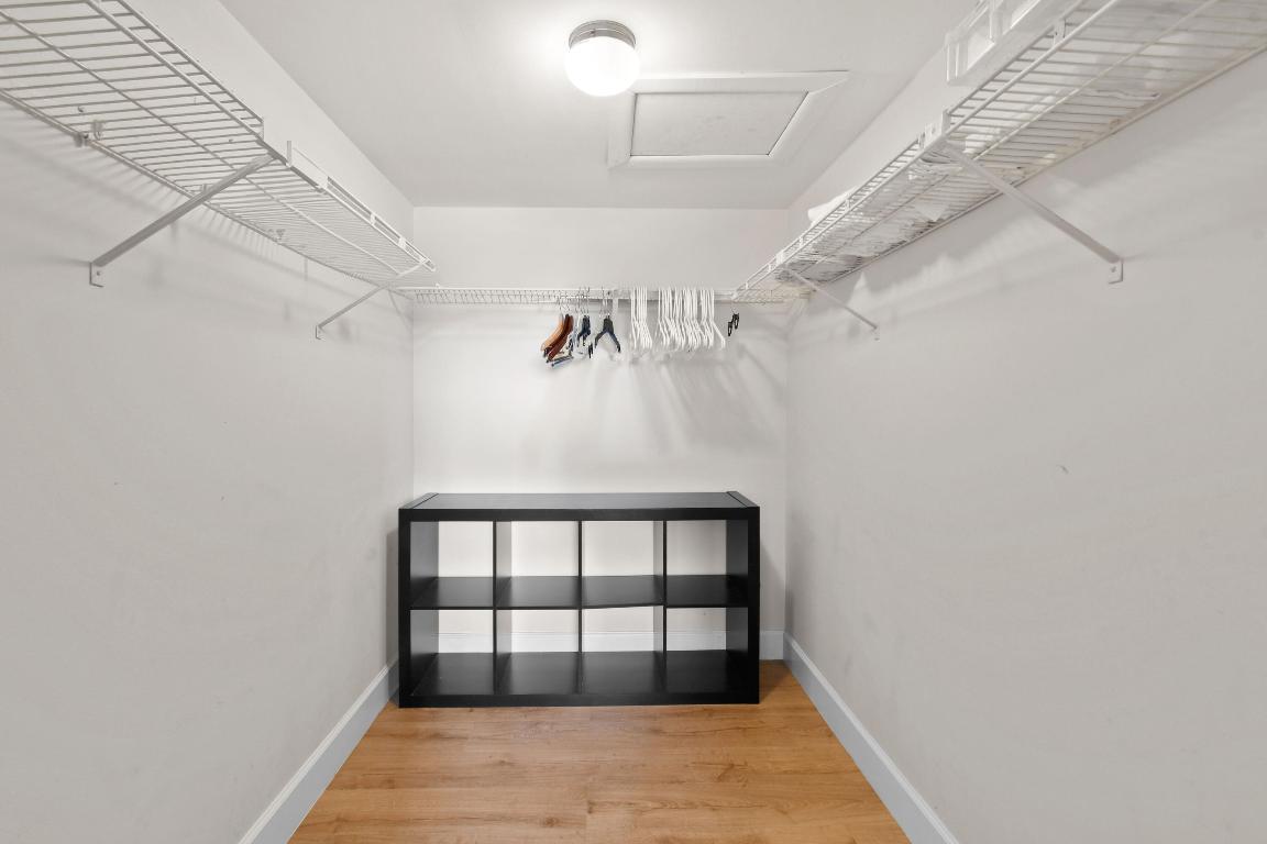 JUPITER OCEAN AND RACQUET CLUB - Residential Lease