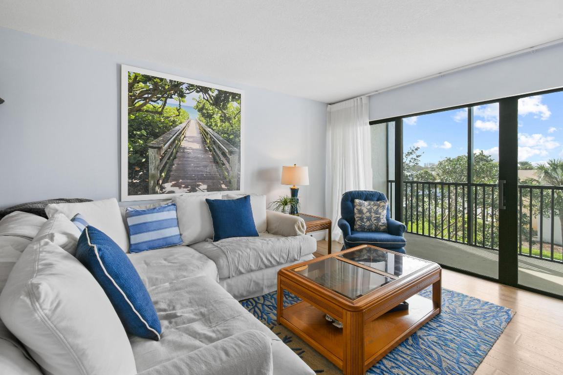 JUPITER OCEAN AND RACQUET CLUB - Residential Lease