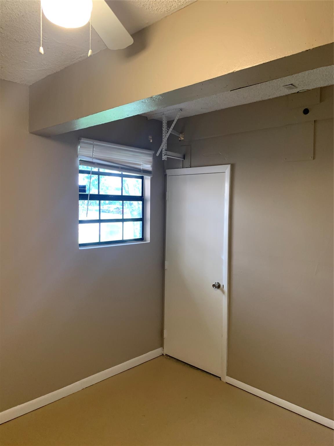 PEMBROKE POINTE - Residential Lease