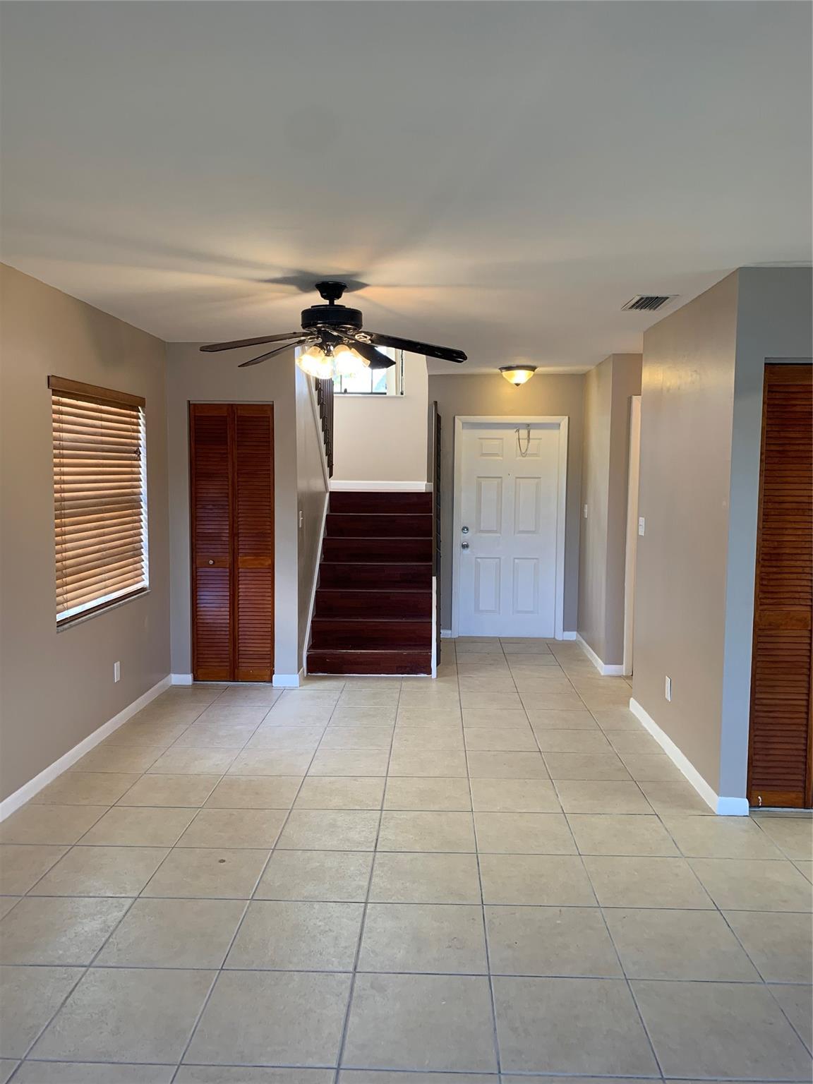 PEMBROKE POINTE - Residential Lease
