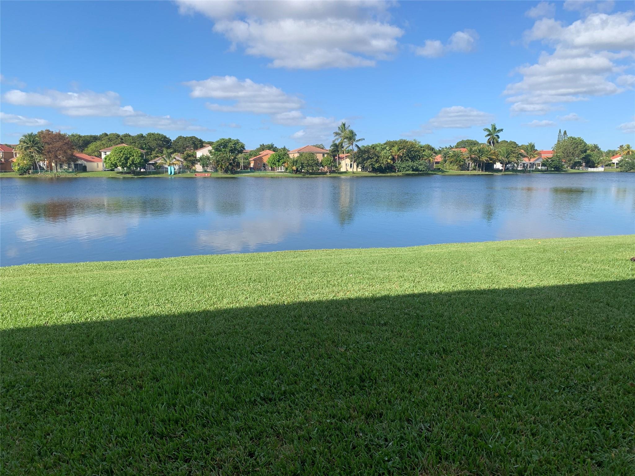 PEMBROKE POINTE - Residential Lease