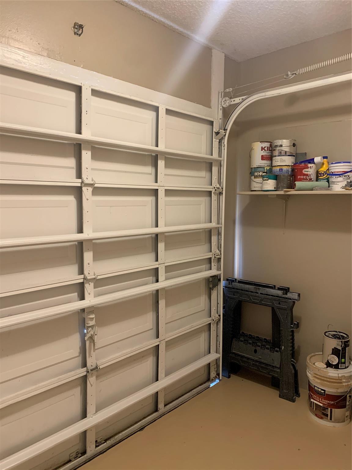 PEMBROKE POINTE - Residential Lease