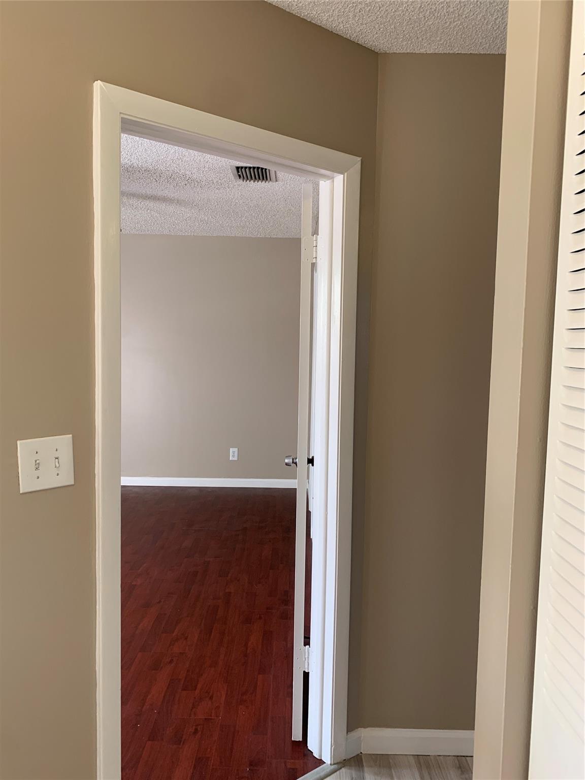 PEMBROKE POINTE - Residential Lease