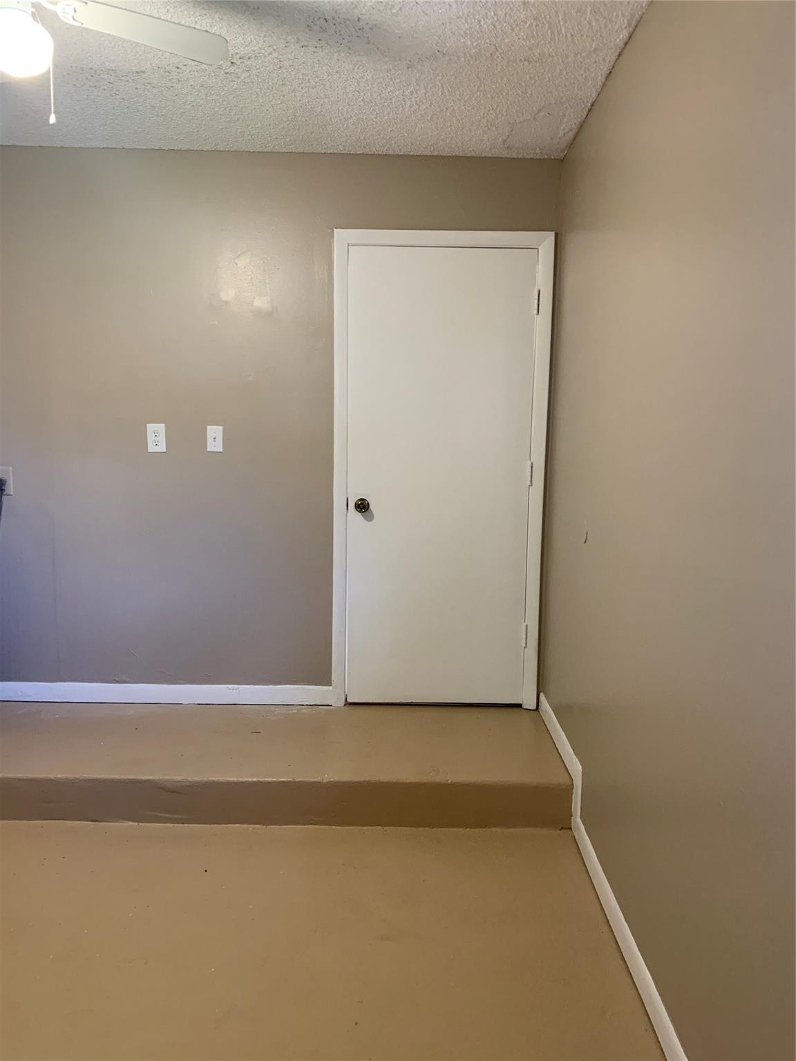 PEMBROKE POINTE - Residential Lease