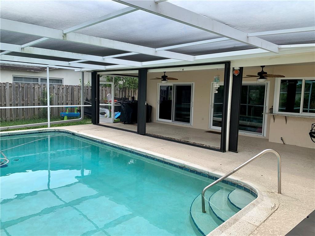 Sunrise Golf Village Sec - Residential