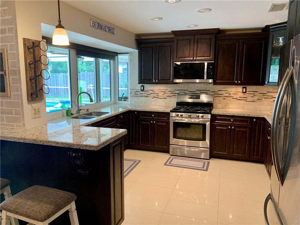 Sunrise Golf Village Sec - Residential