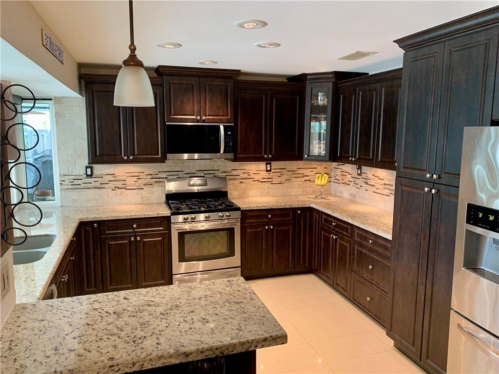 Sunrise Golf Village Sec - Residential
