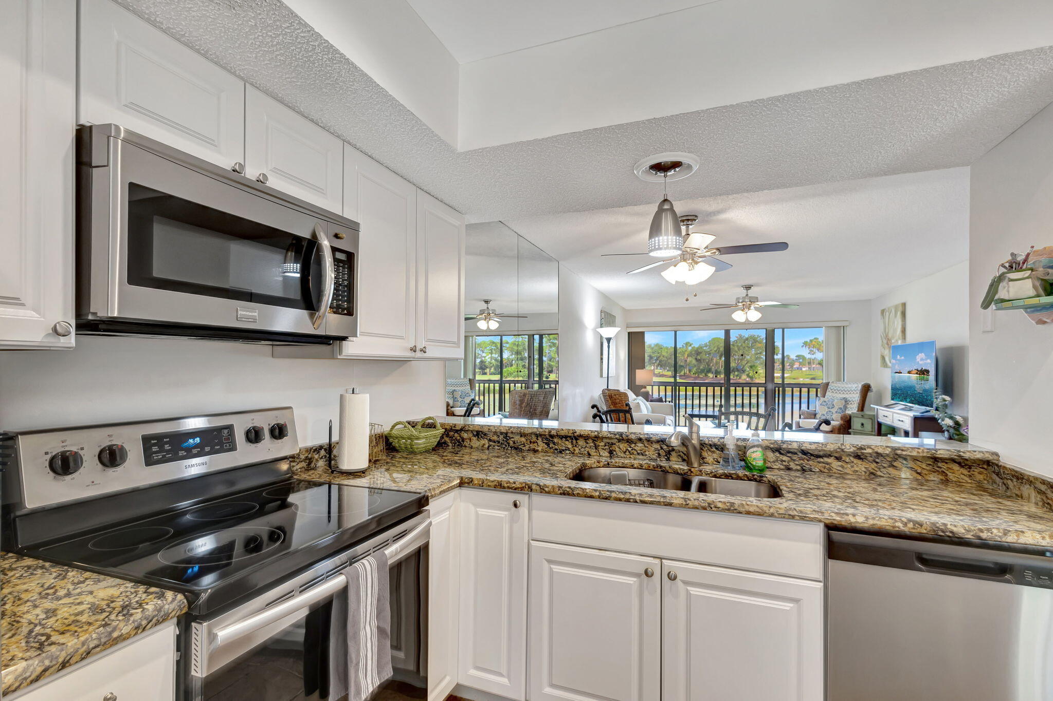 GOLF VILLAS CONDO - Residential Lease