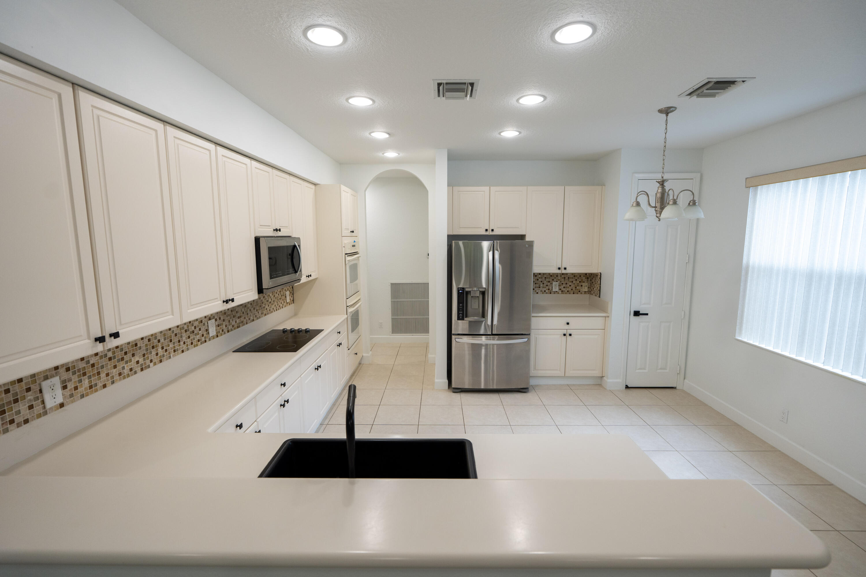 SECOND REPLAT OF PORTOFINO ISLES - Residential