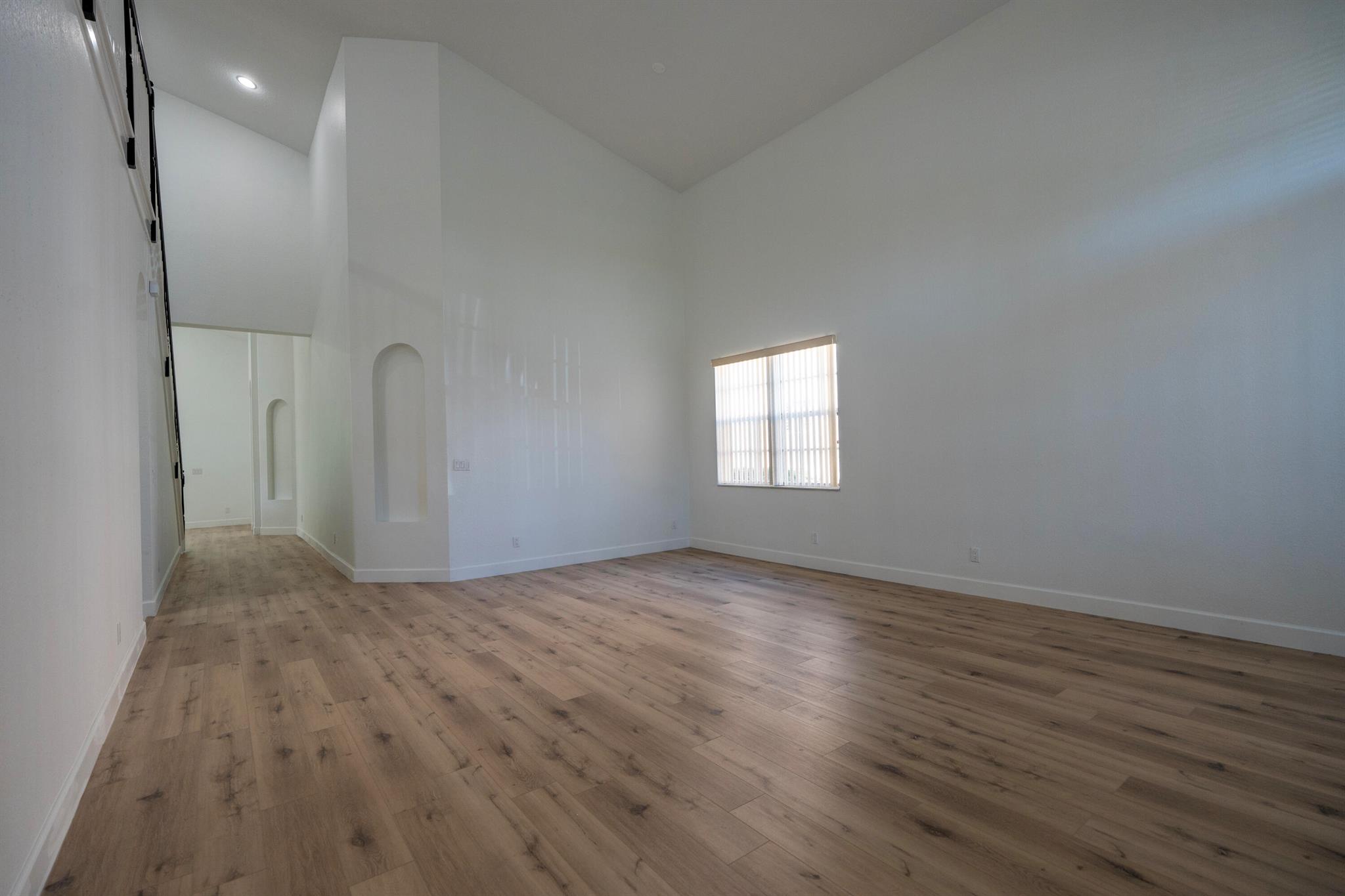 SECOND REPLAT OF PORTOFIN - Residential