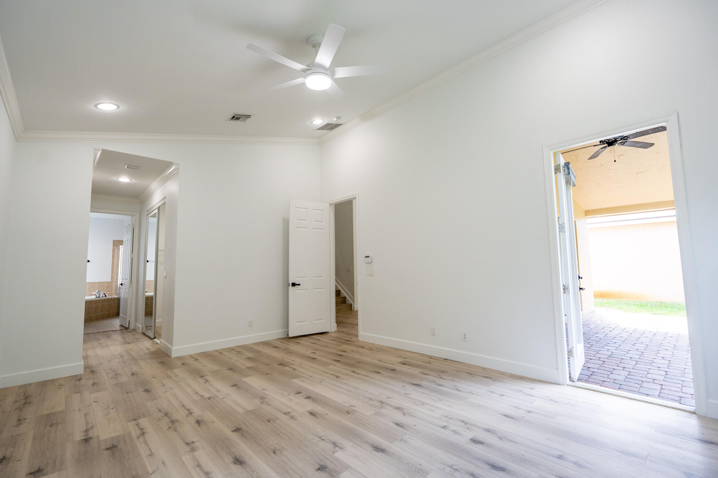 SECOND REPLAT OF PORTOFINO ISLES - Residential