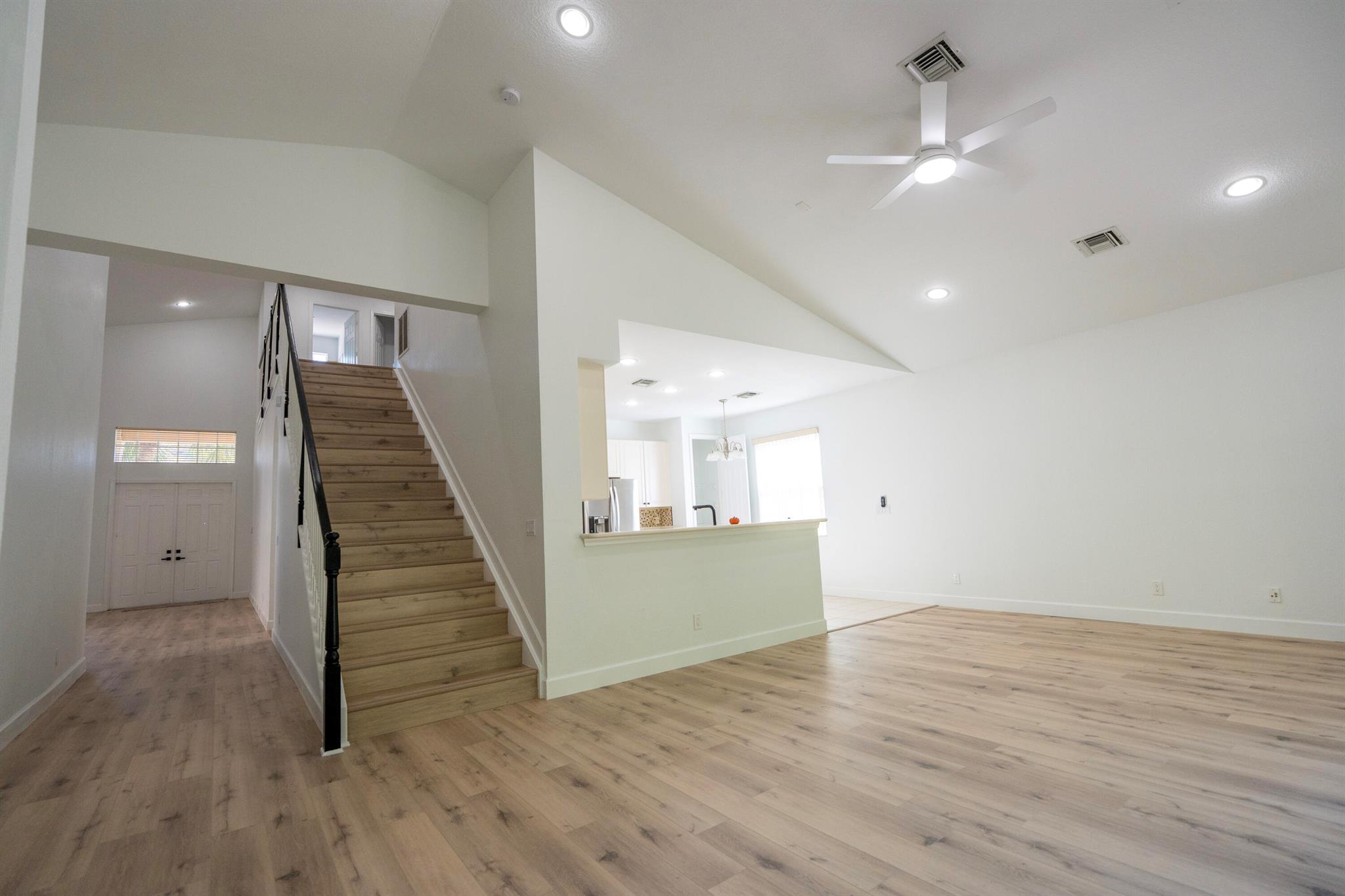 SECOND REPLAT OF PORTOFIN - Residential