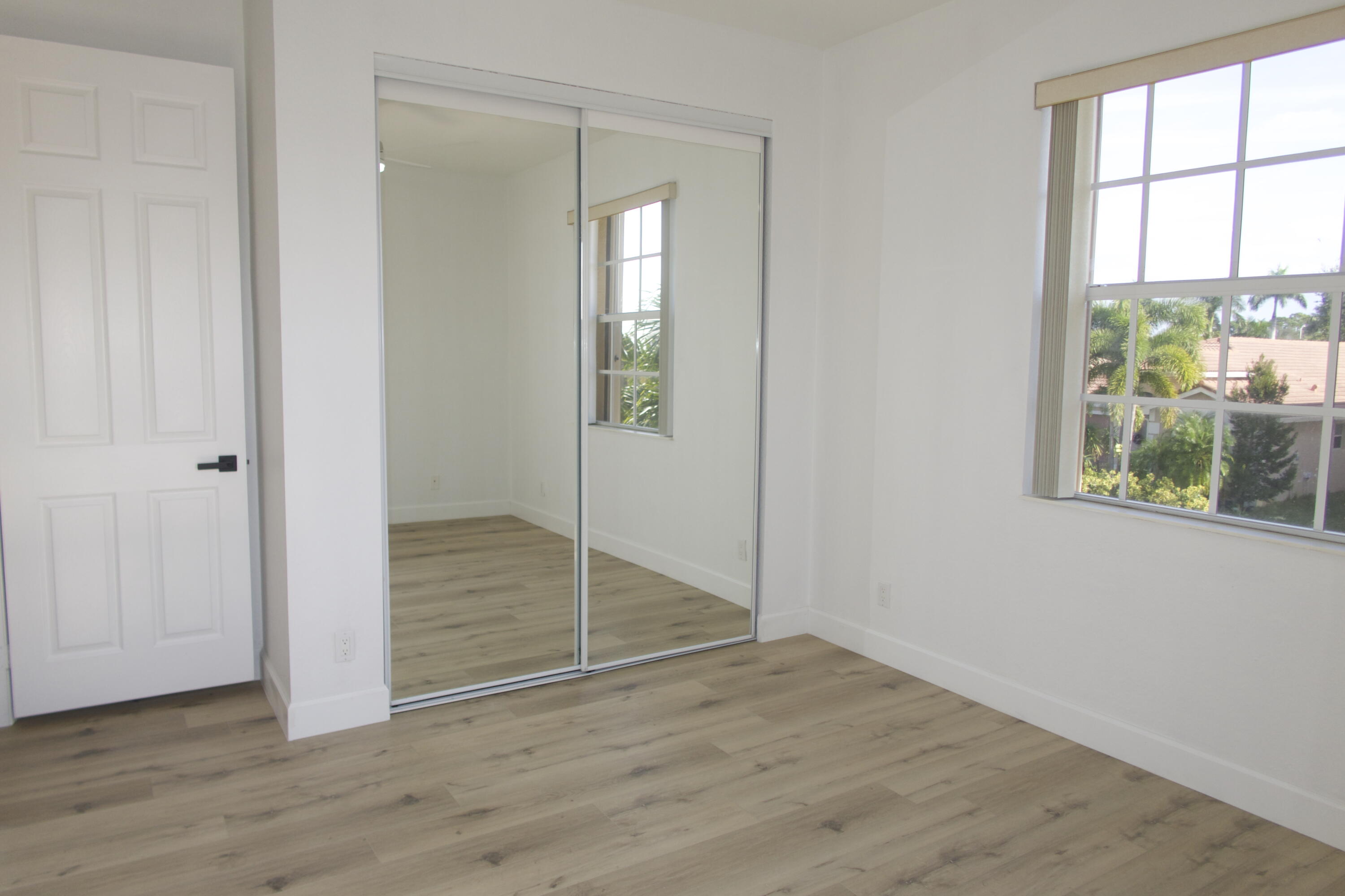 SECOND REPLAT OF PORTOFINO ISLES - Residential