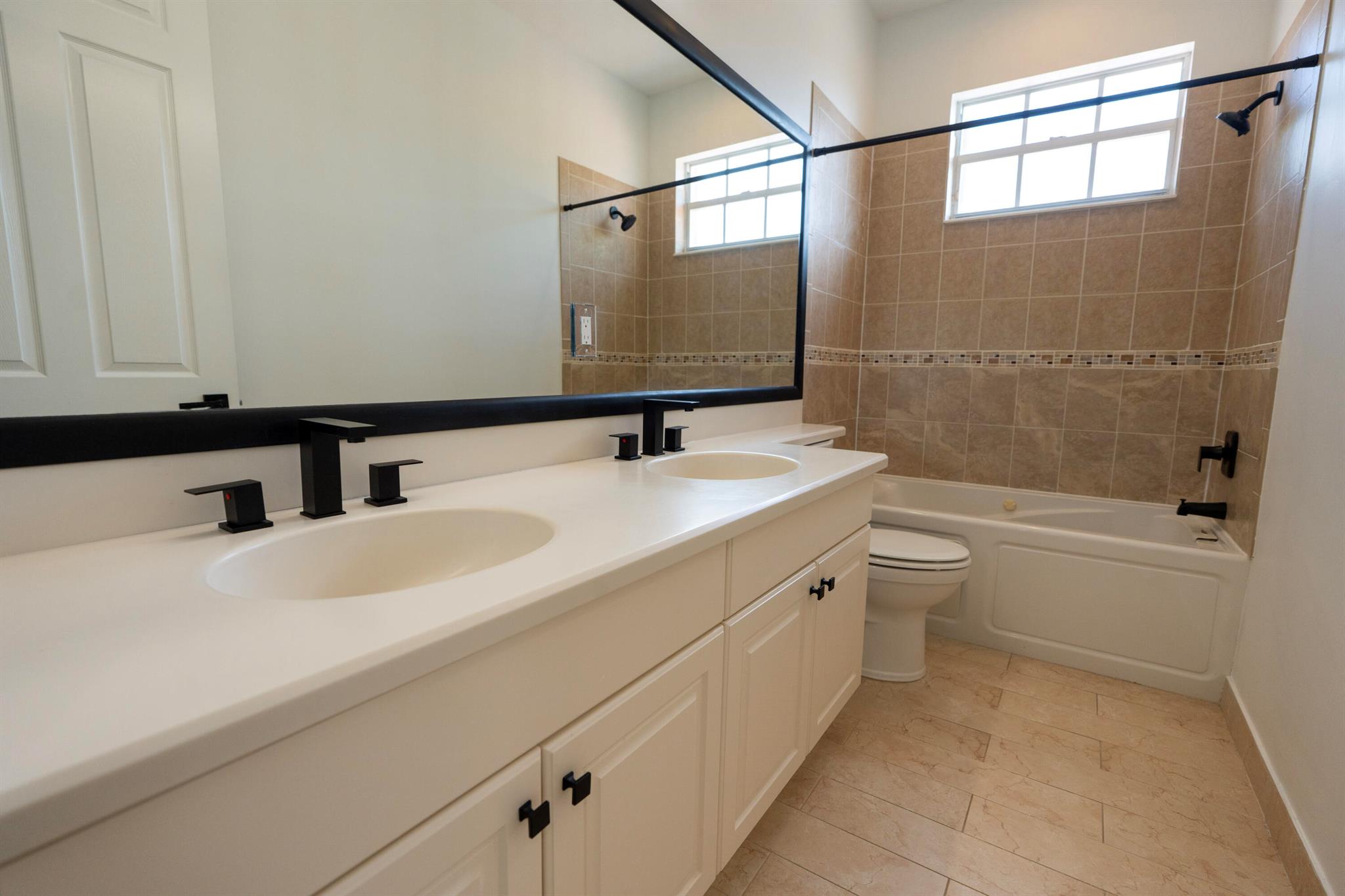 SECOND REPLAT OF PORTOFIN - Residential