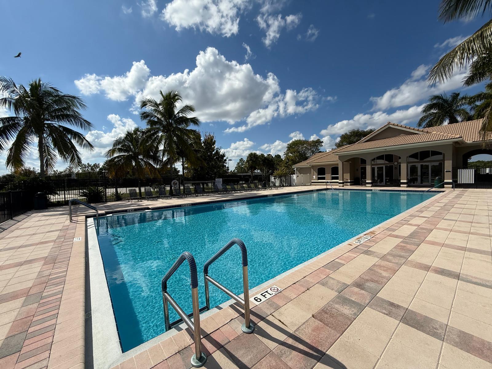 SECOND REPLAT OF PORTOFINO ISLES - Residential