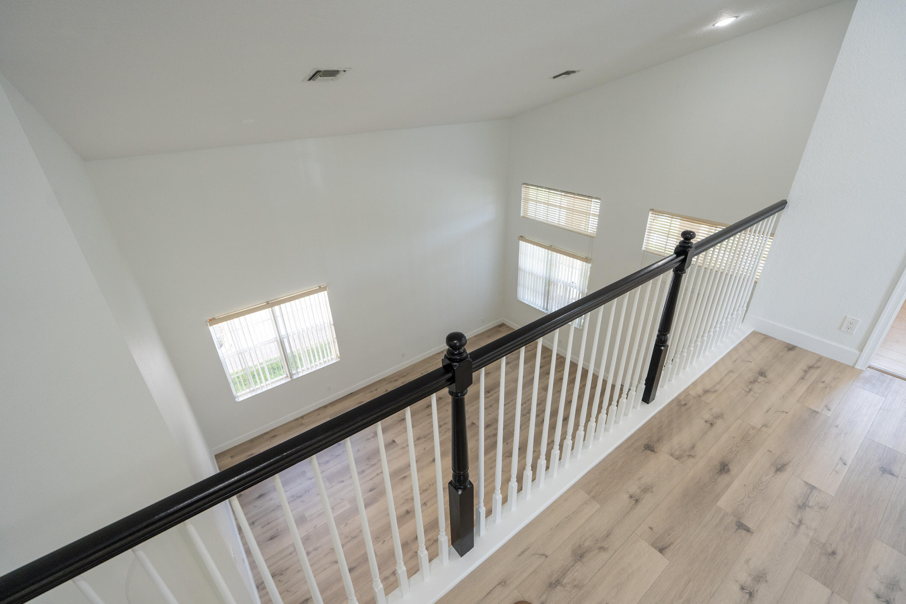 SECOND REPLAT OF PORTOFINO ISLES - Residential