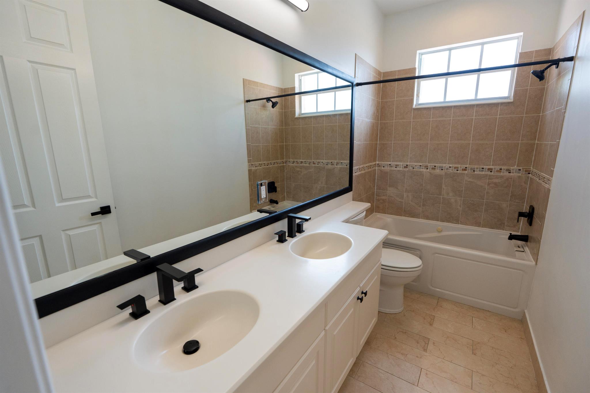 SECOND REPLAT OF PORTOFIN - Residential