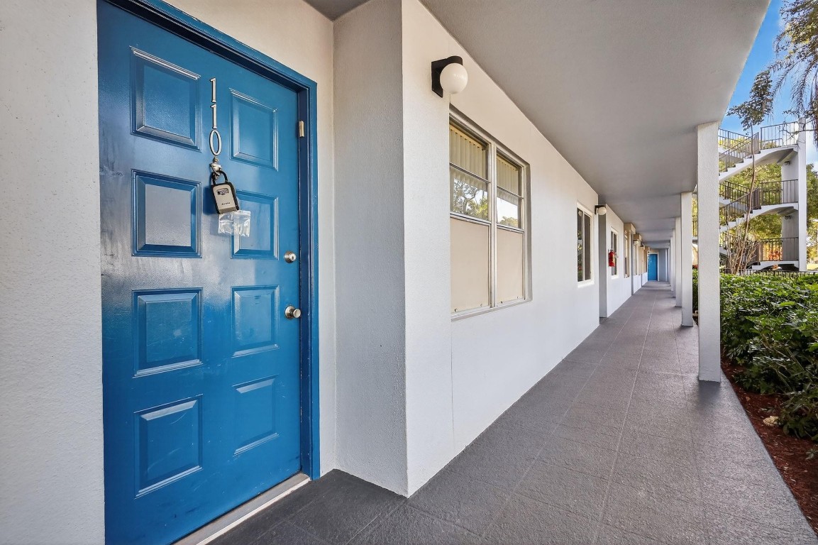 12500 SW 6th Street 110 N