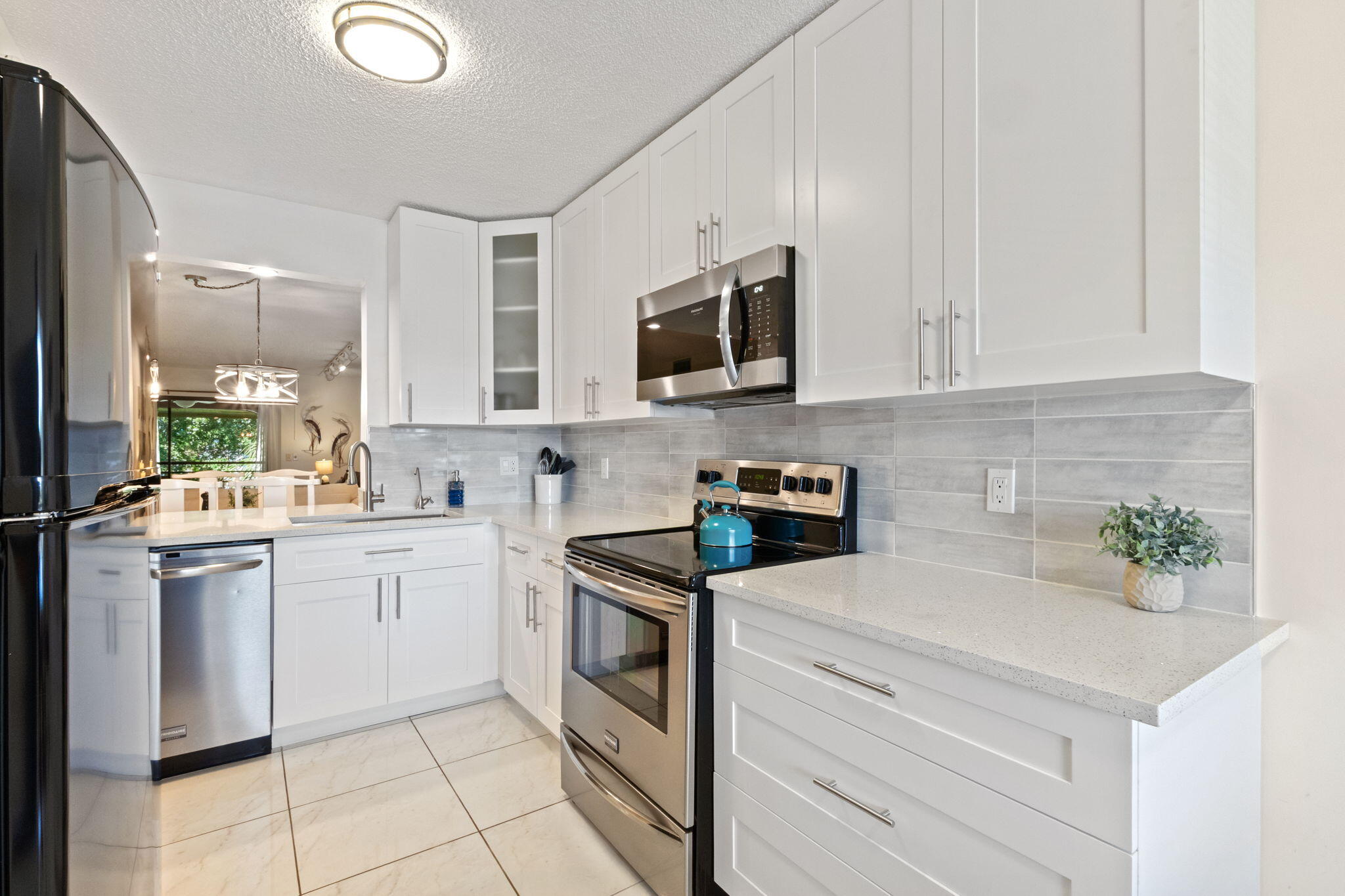 5380 CEDAR LAKE Drive 304