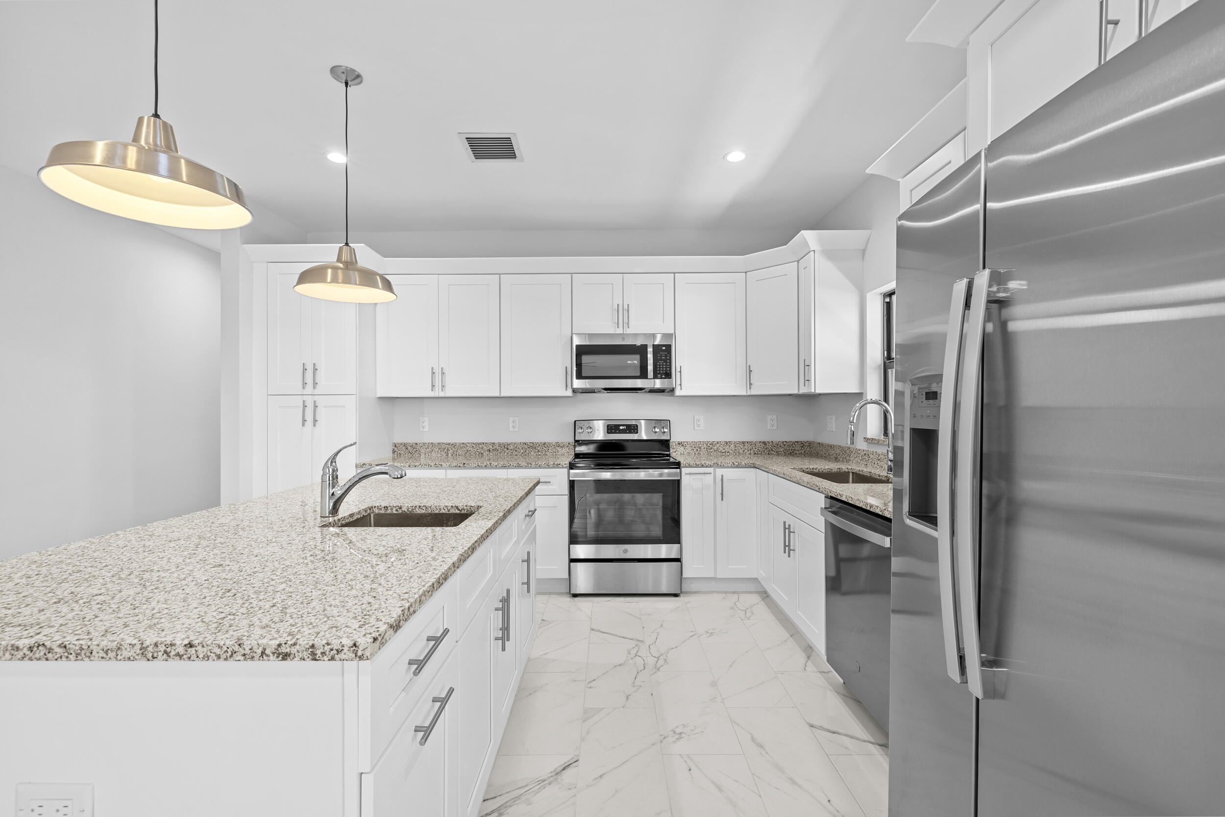 SOUTHRIDGE - Residential Lease