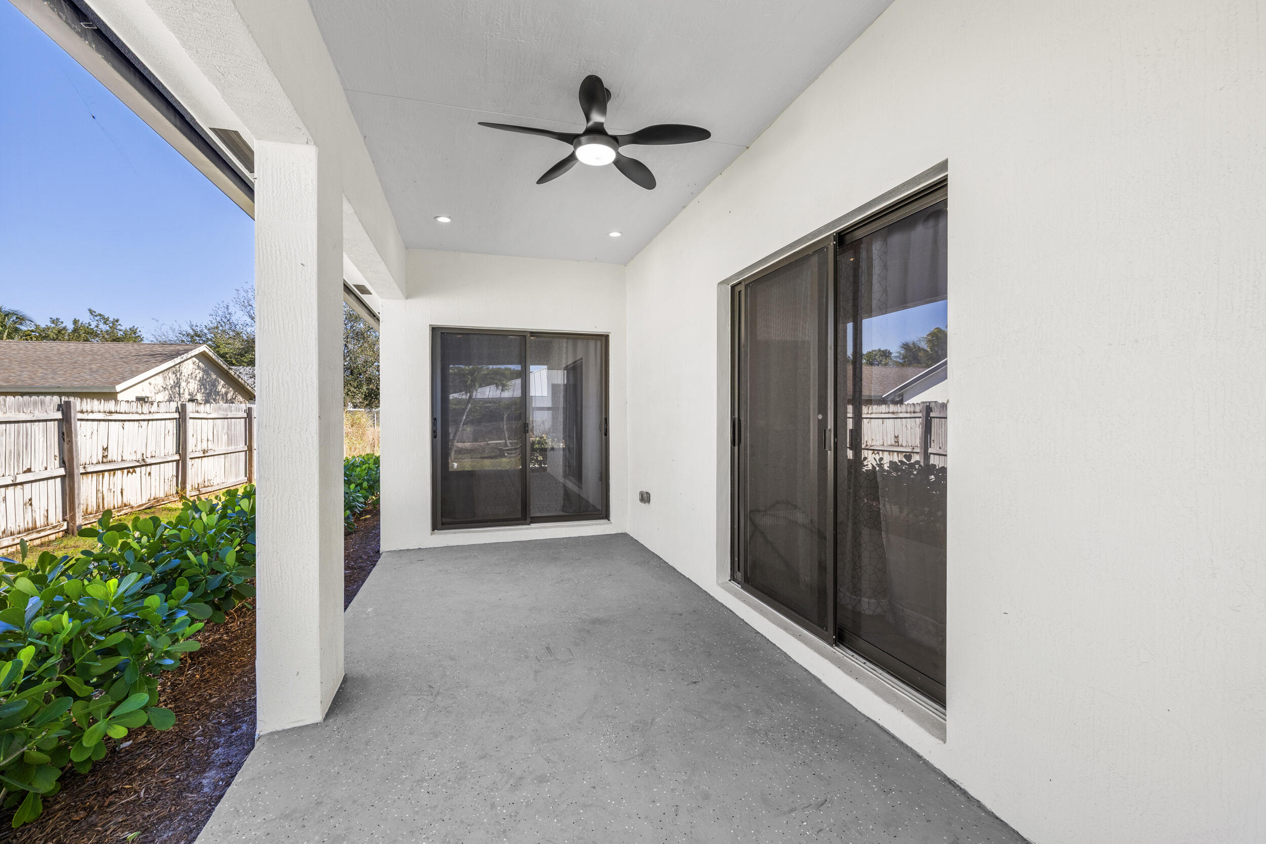 SOUTHRIDGE - Residential Lease