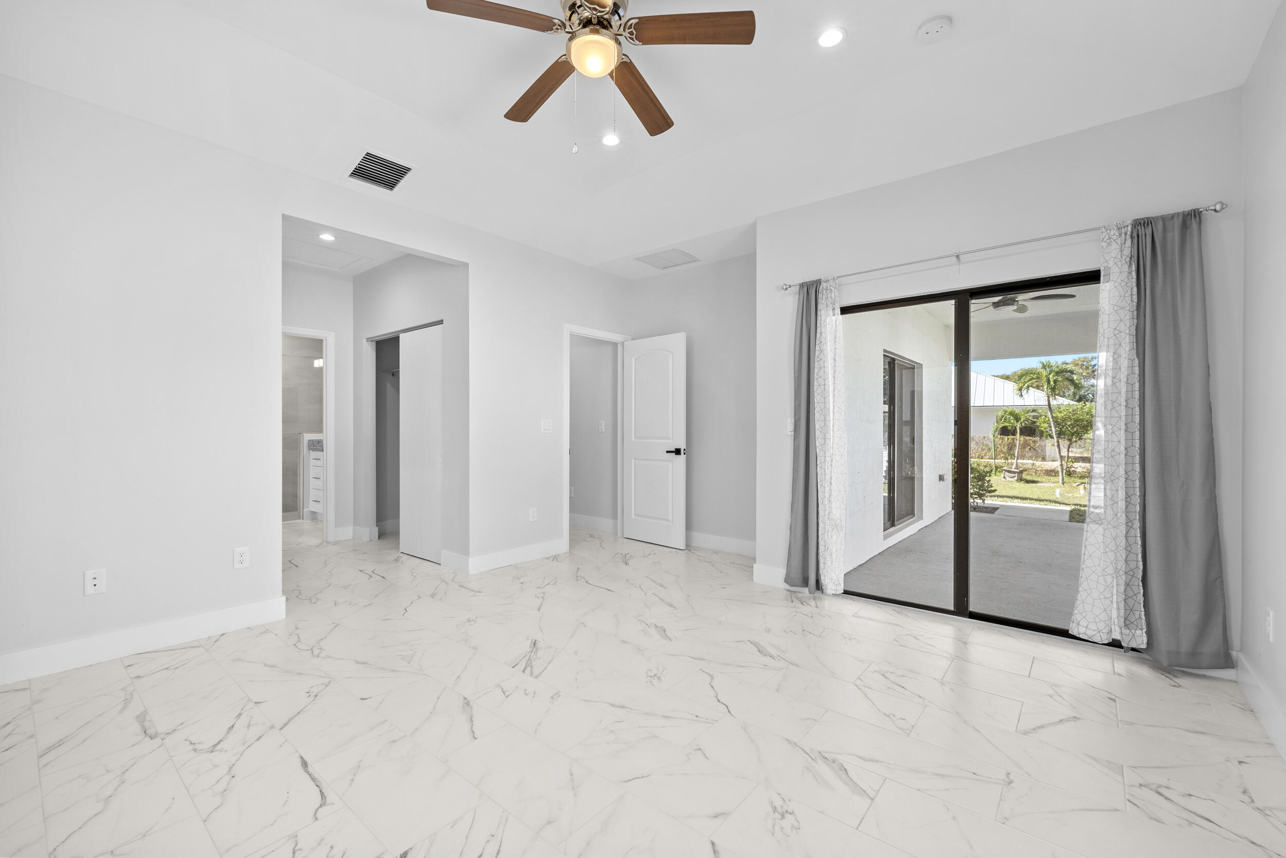 SOUTHRIDGE - Residential Lease