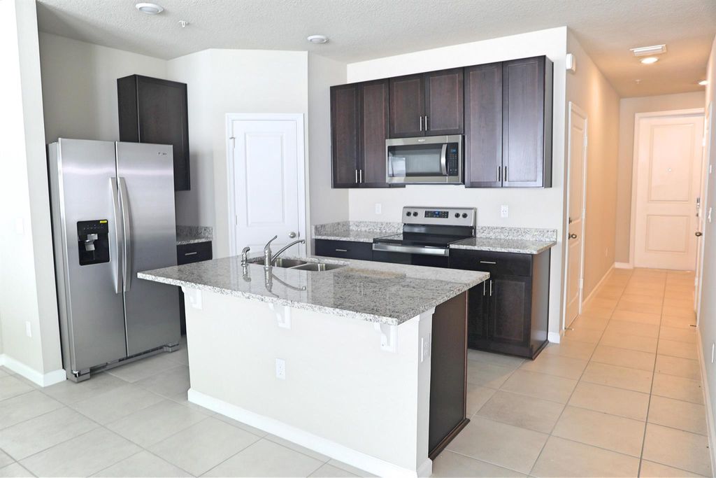 Photo of 346 Salisbury Circle, Fort Pierce, FL 34982 (MLS # R11023725)