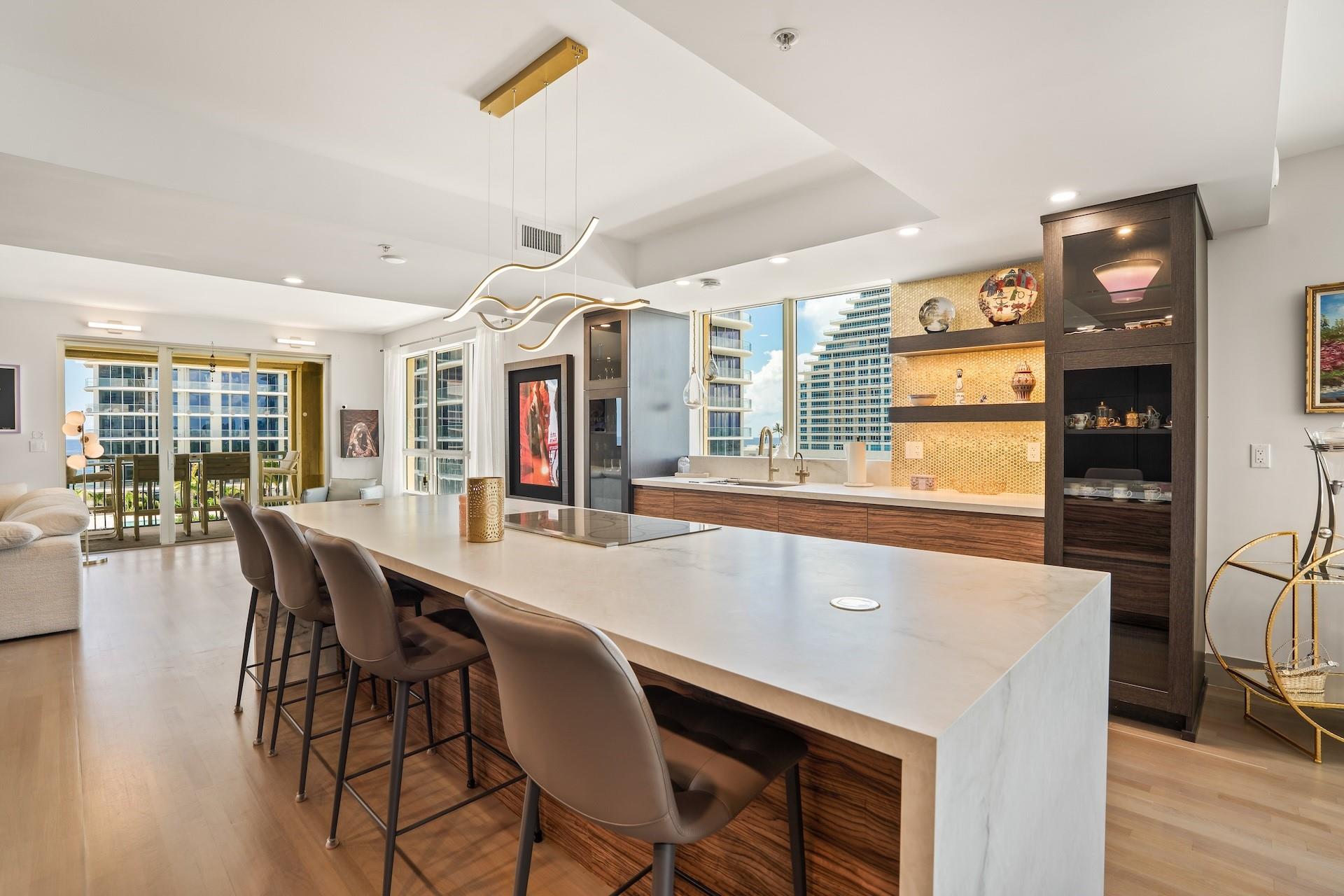 ALhambra Place - Residential