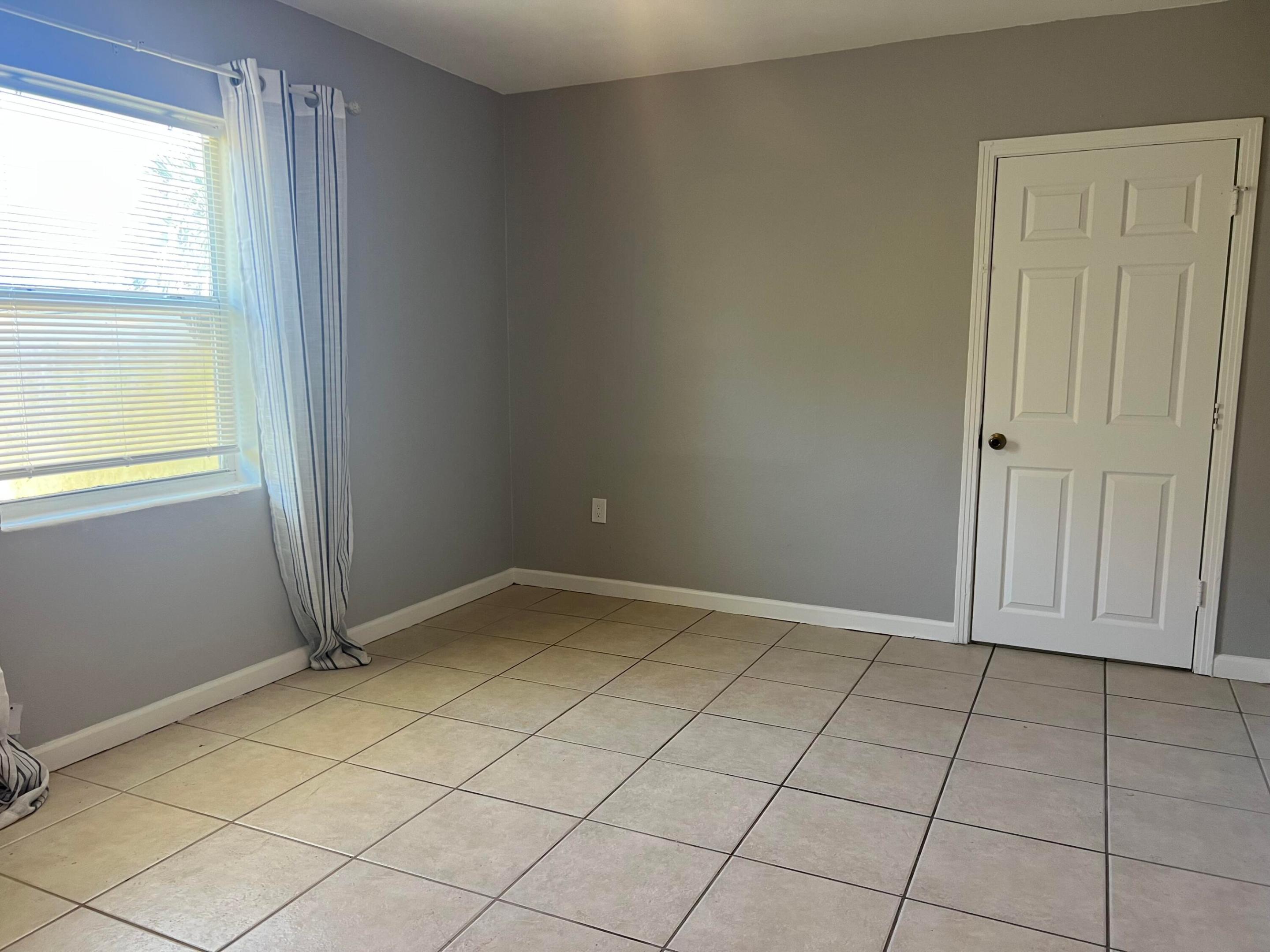 PLAT OF ALTADENA - Residential Lease