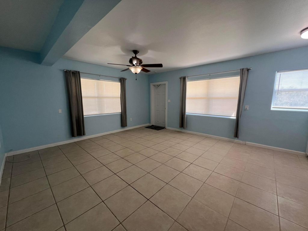 Photo of 708 Avenue I #A, Fort Pierce, FL 34950 (MLS # B26005641)