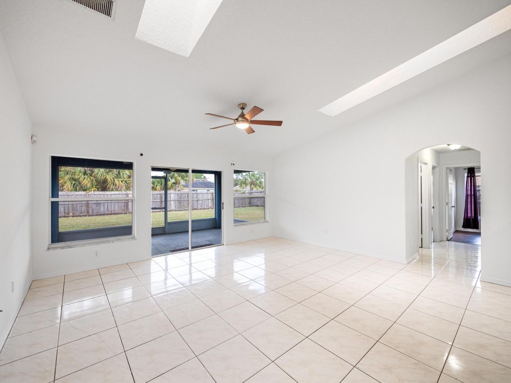 Photo of 949 SE Bywood Avenue, Port Saint Lucie, FL 34983 (MLS # B26013153)