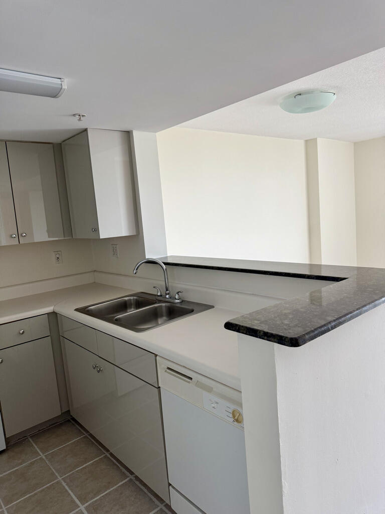 The Aston Condo - Residential