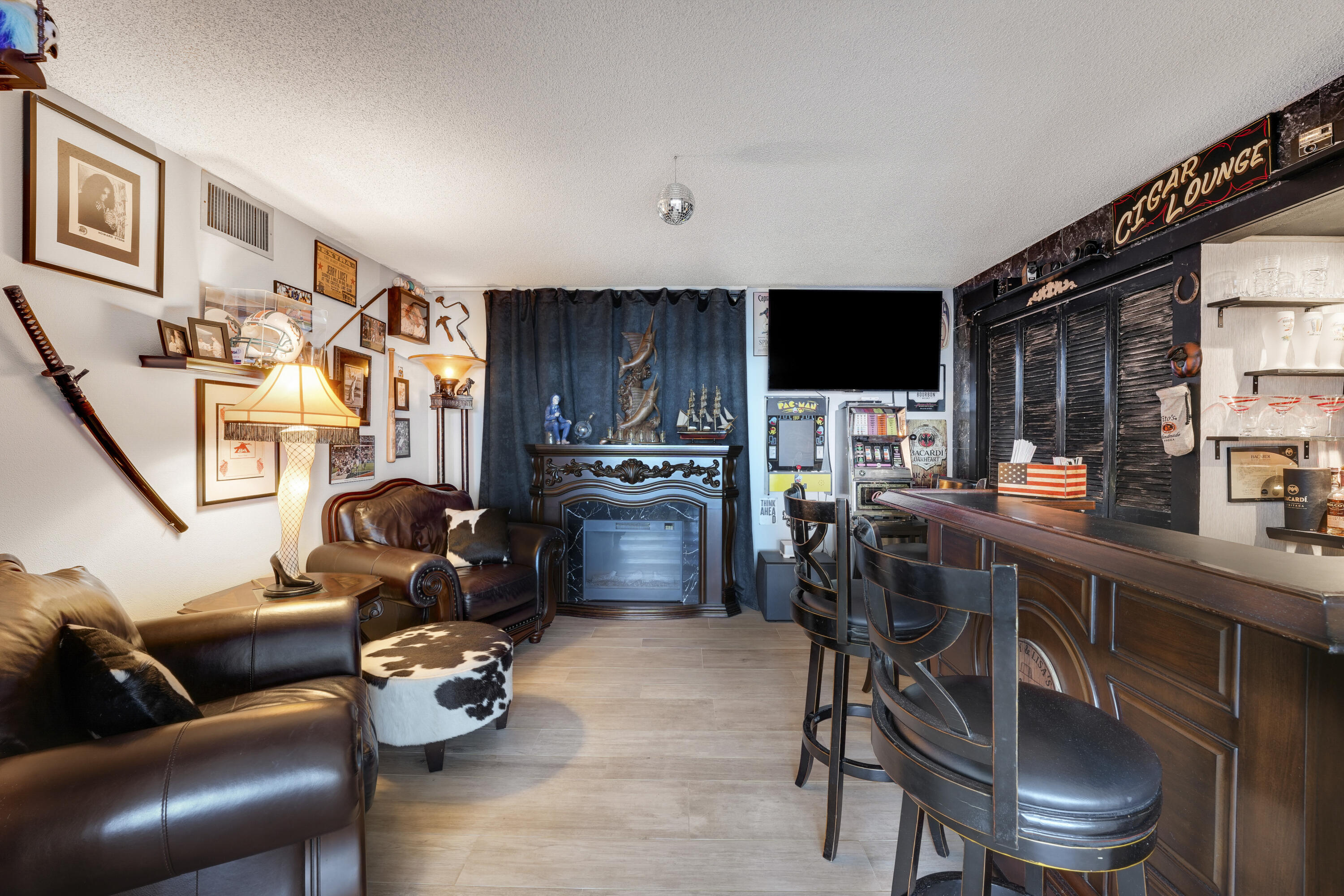 OLD PORT COVE CONDO THREE - Residential